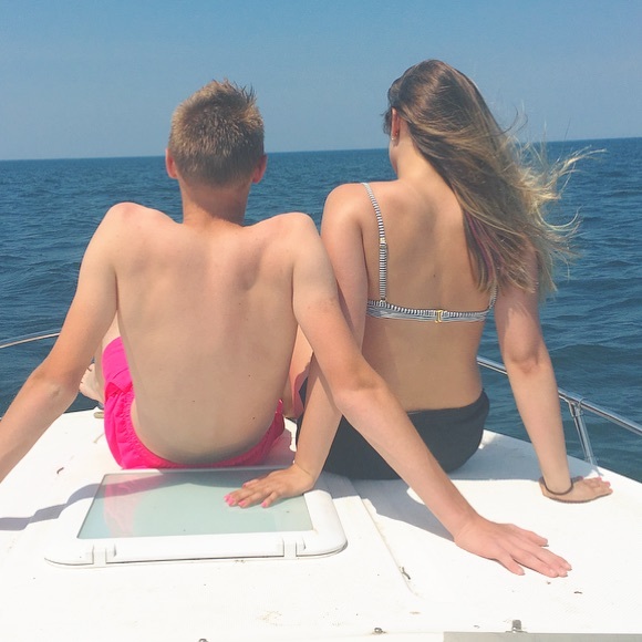 Meet your Posher, Tori - Picture 1 of 1